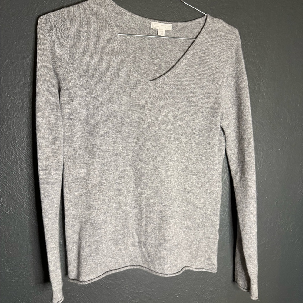 Thin Gray V-Neck cashmere Sweater S 6th & Union